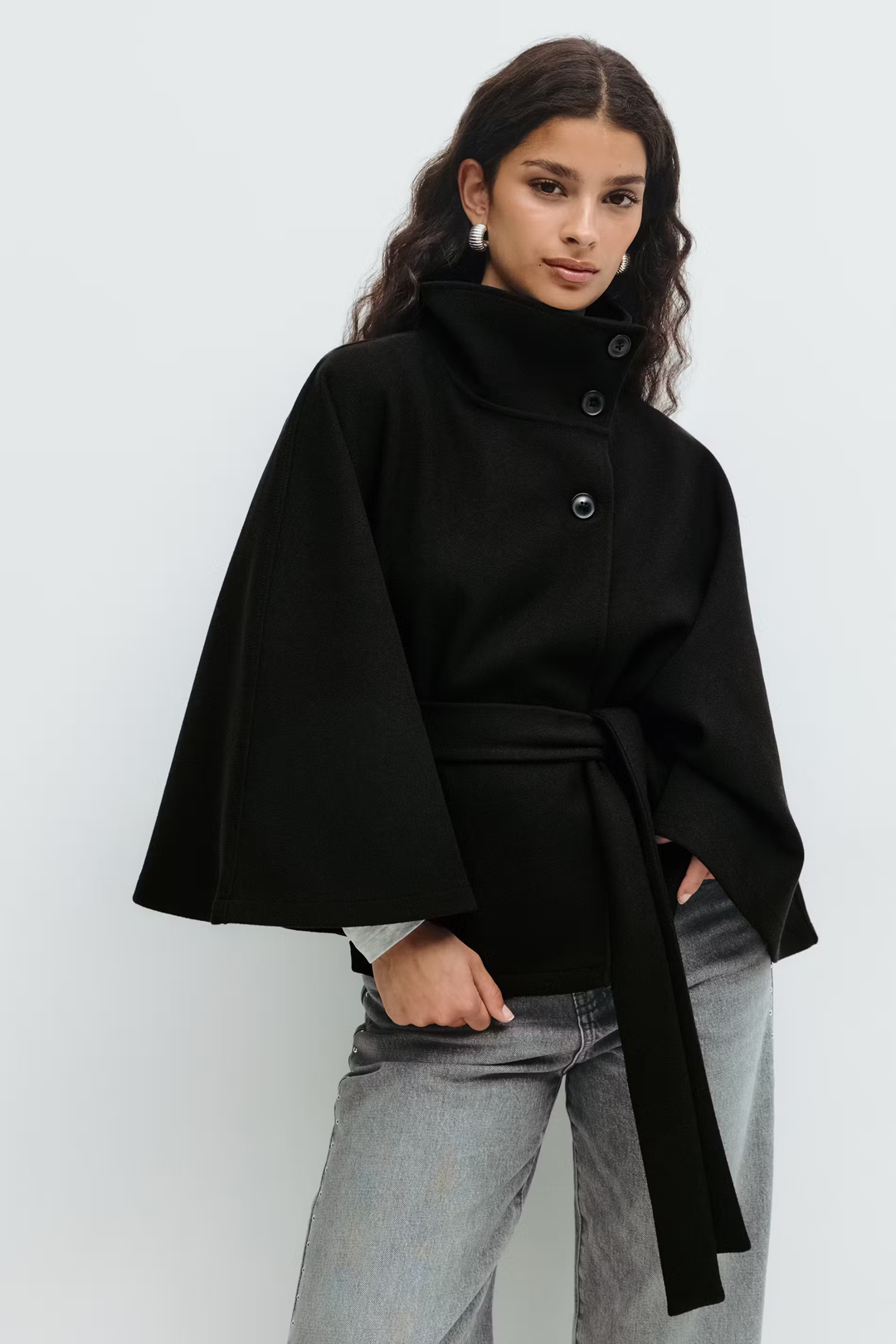 Lyse Paris – Manteau Élégant pour Femmes avec Ceinture et Col Haut