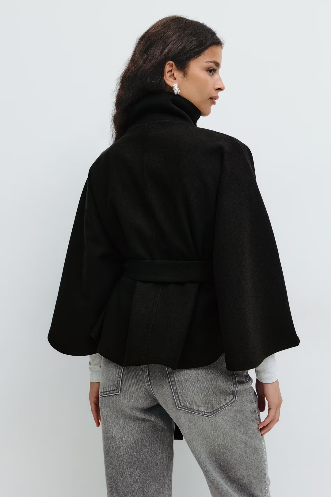 Lyse Paris – Manteau Élégant pour Femmes avec Ceinture et Col Haut