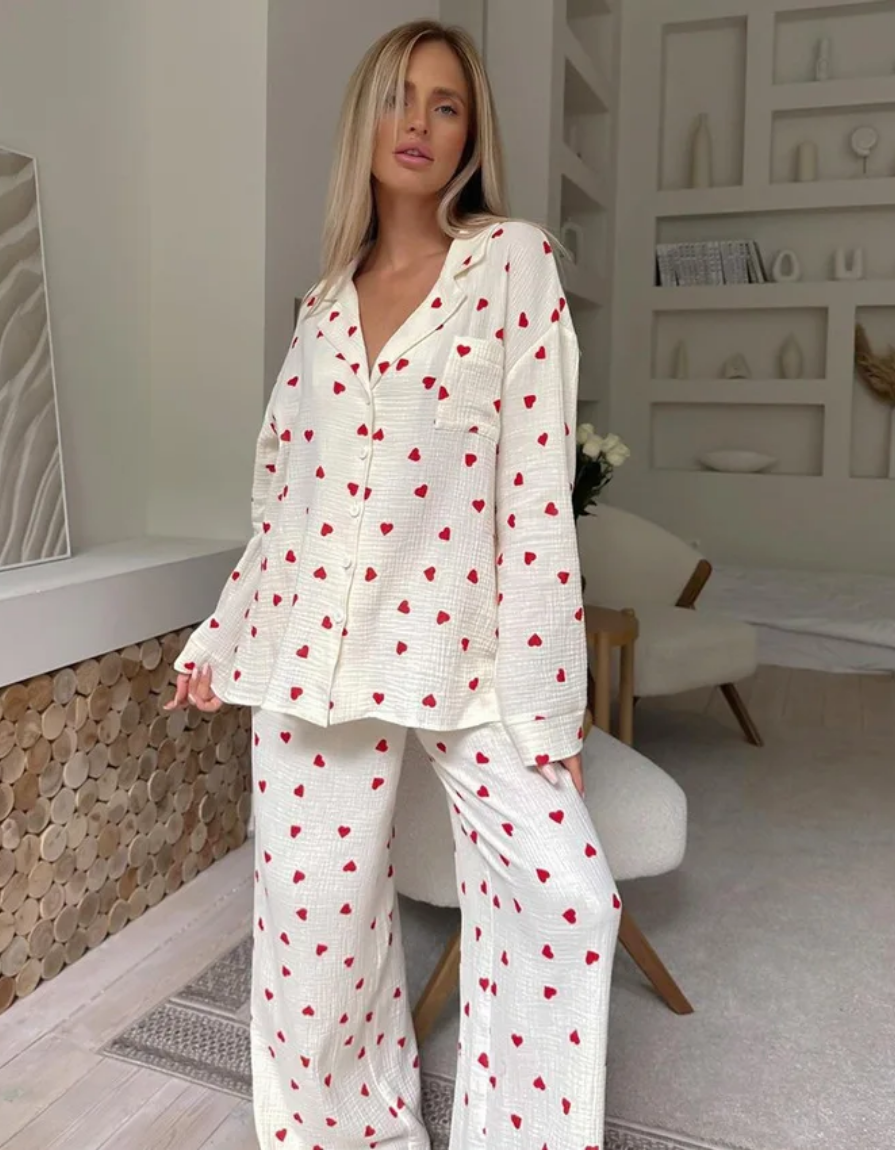 Lyse Paris – Pyjama à Cœurs avec T-Shirt à Manches Longues et Pantalon