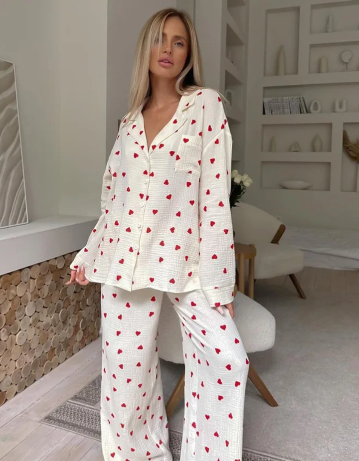 Lyse Paris – Pyjama à Cœurs avec T-Shirt à Manches Longues et Pantalon