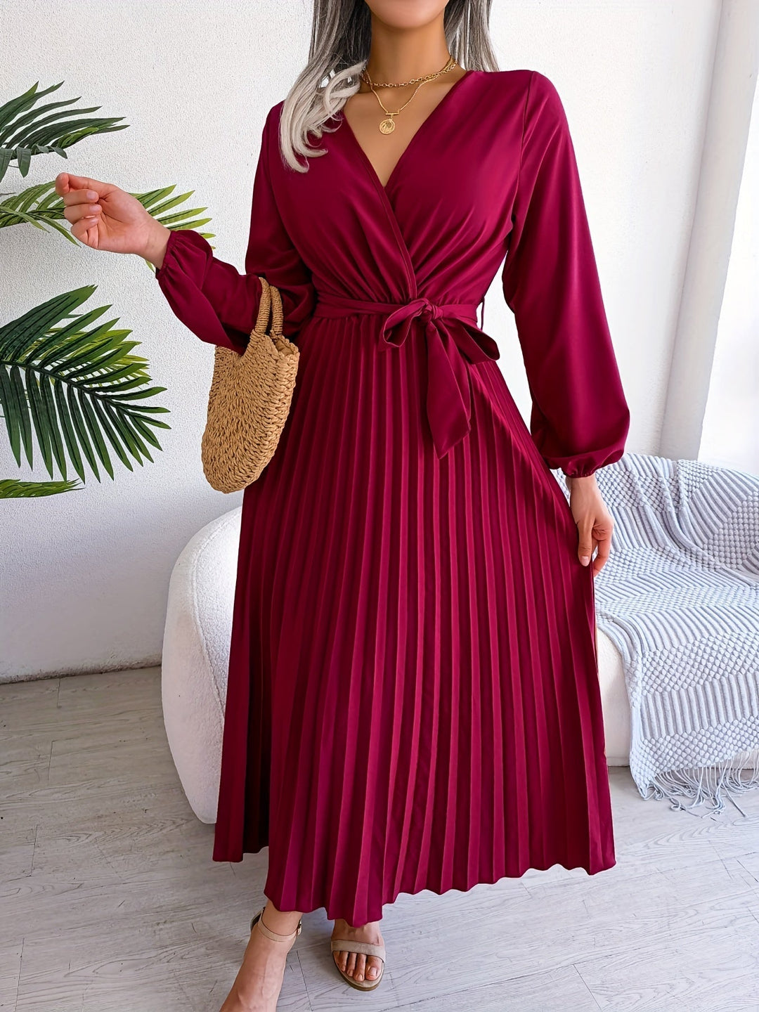 Lyse Paris  – Robe Plissée Élégance