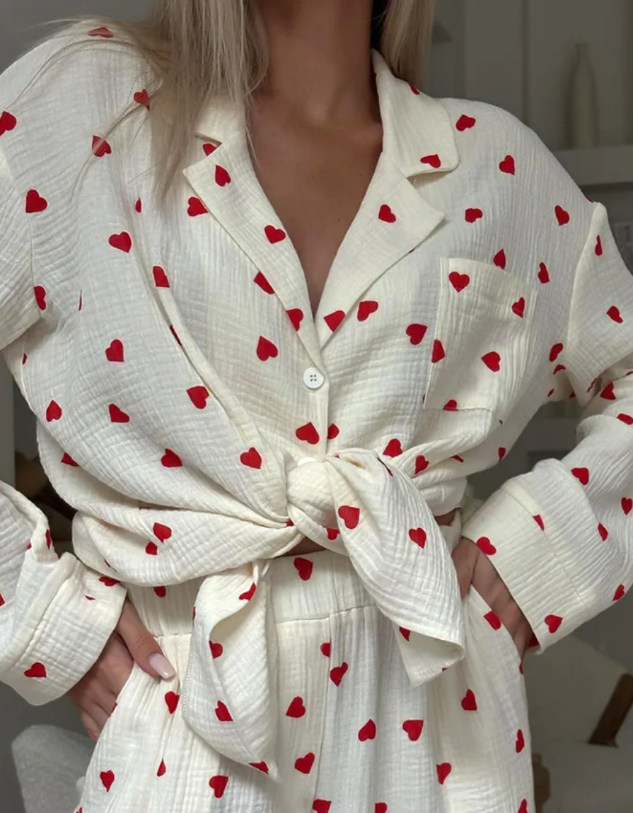 Lyse Paris – Pyjama à Cœurs avec T-Shirt à Manches Longues et Pantalon