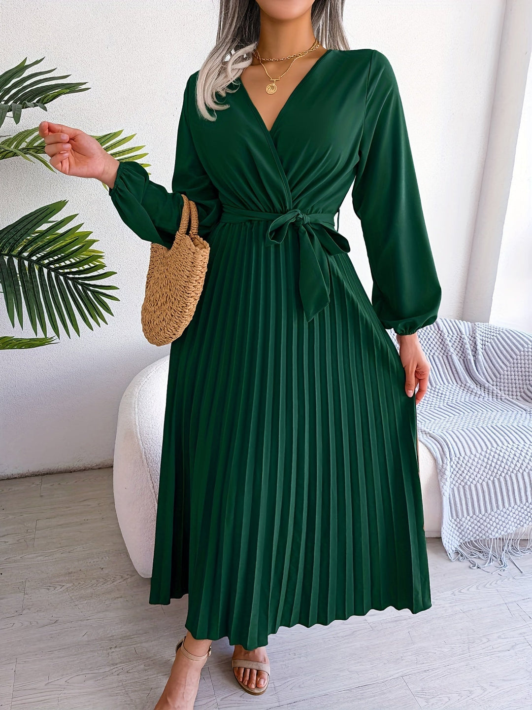 Lyse Paris  – Robe Plissée Élégance