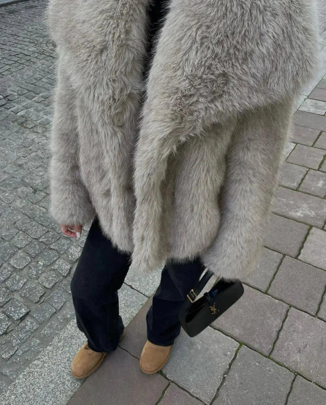 Lyse Paris – Veste en Fourrure Végane Élégante