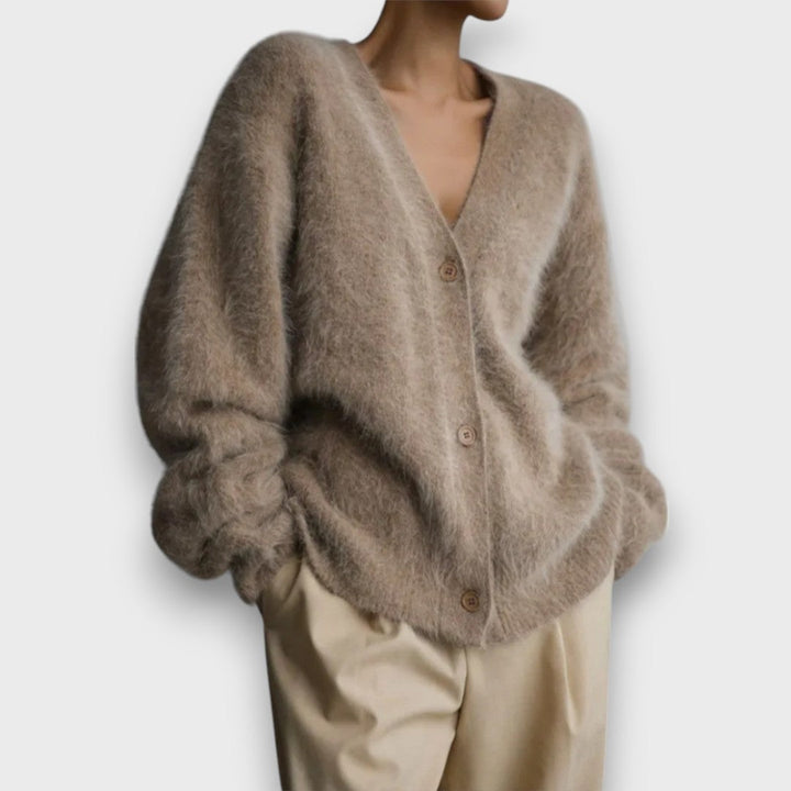 Ivano Milano™ | Cardigan Morbido con Taglio Classico