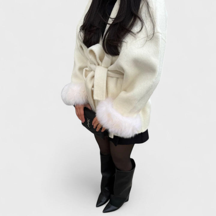 Ivano Milano™ | Cappotto elegante con dettagli in pelliccia ecologica