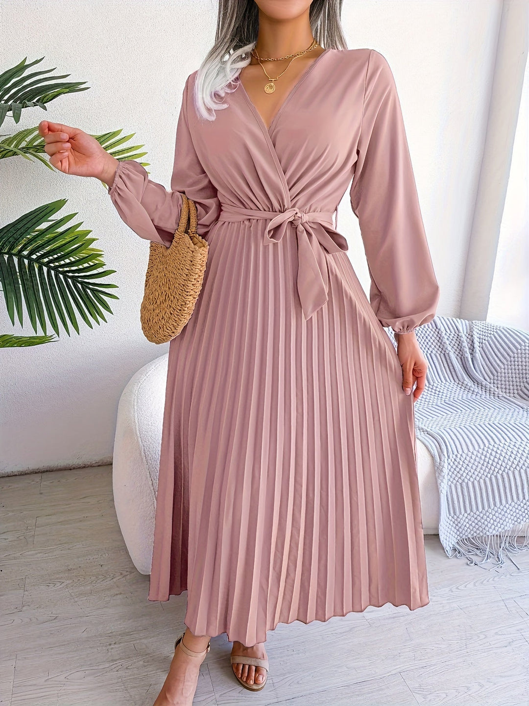 Lyse Paris  – Robe Plissée Élégance