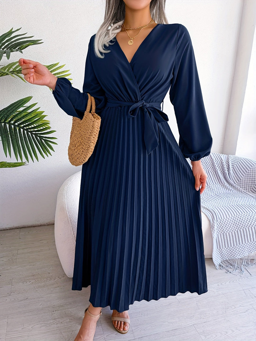 Lyse Paris  – Robe Plissée Élégance