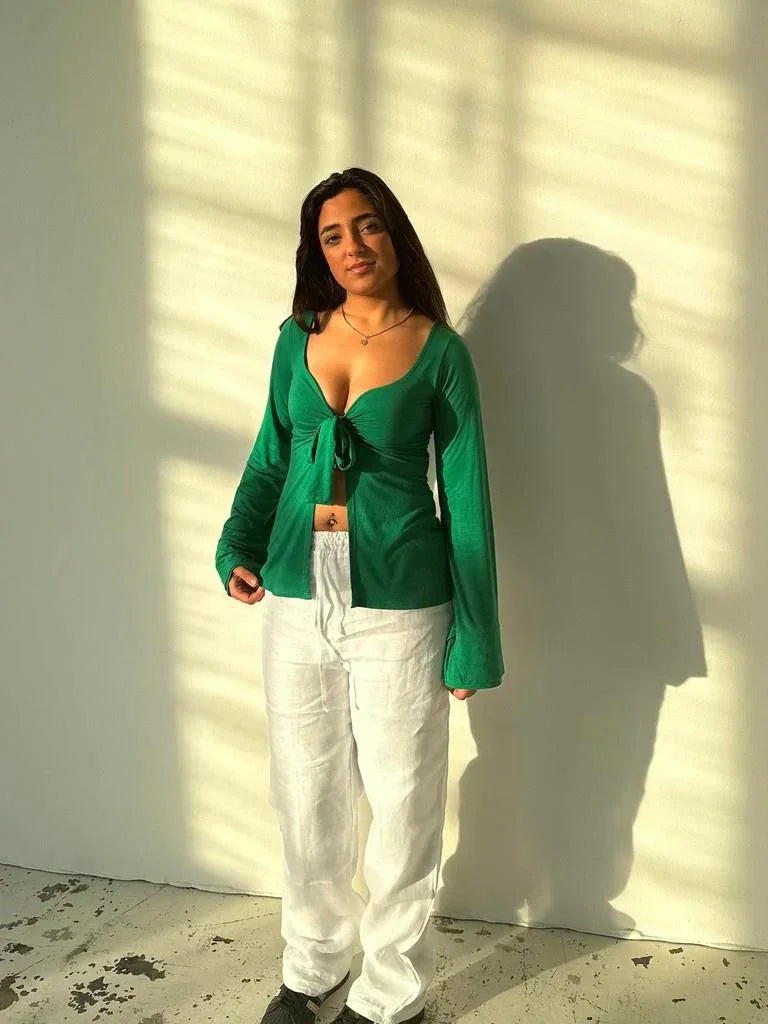 Lyse Paris – Blouse Élégante avec Détail de Nœud