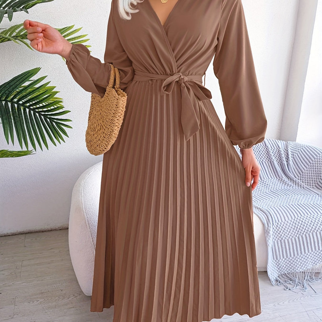 Lyse Paris  – Robe Plissée Élégance