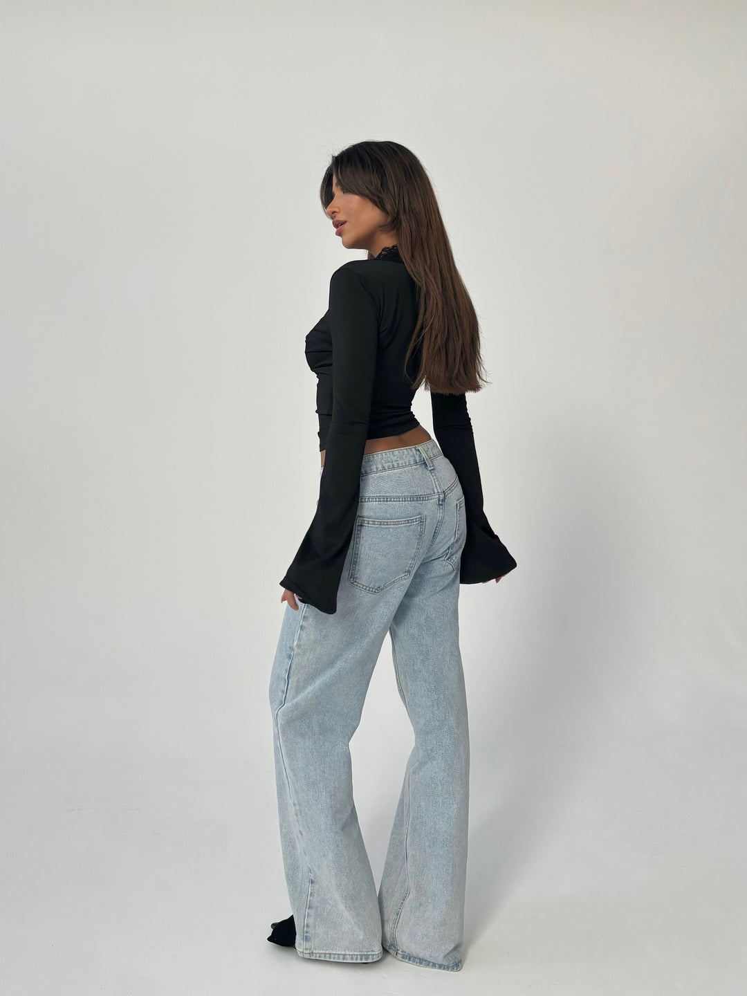 Lyse Paris – Haut en Dentelle