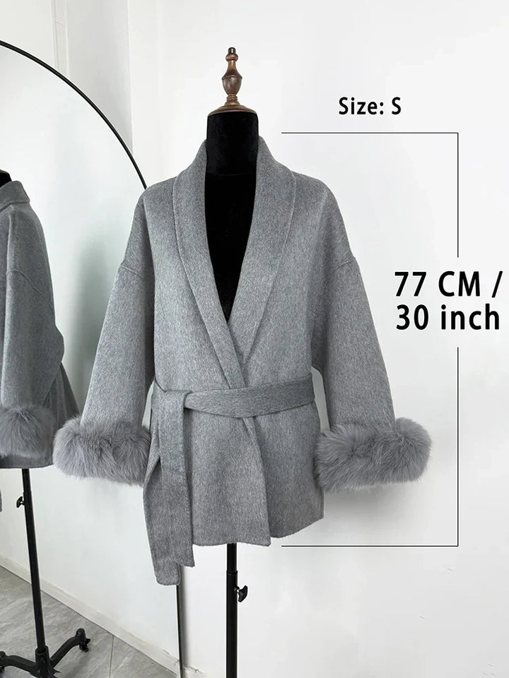 Lyse Paris | Manteau Court en Laine