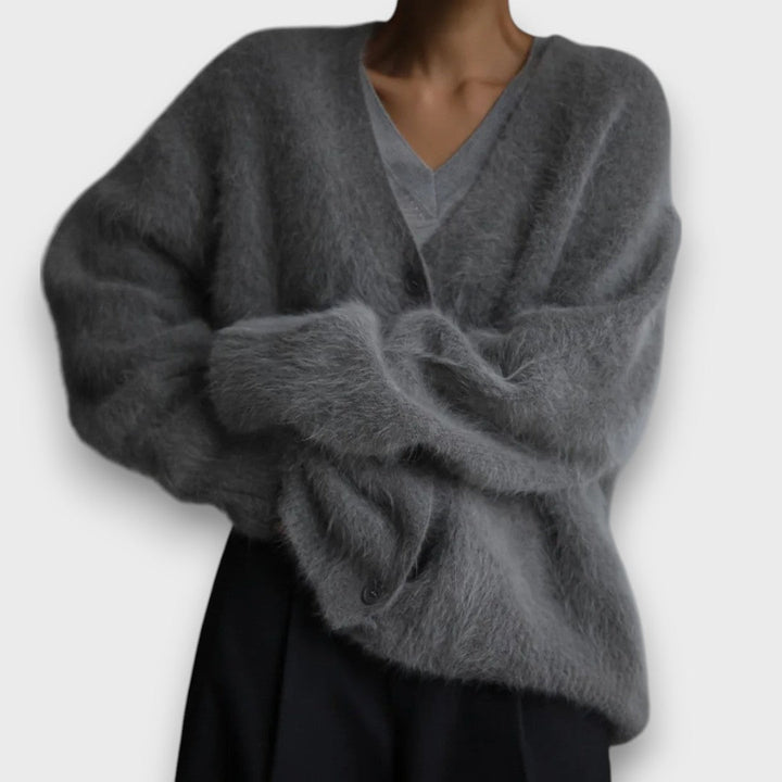 Ivano Milano™ | Cardigan Morbido con Taglio Classico